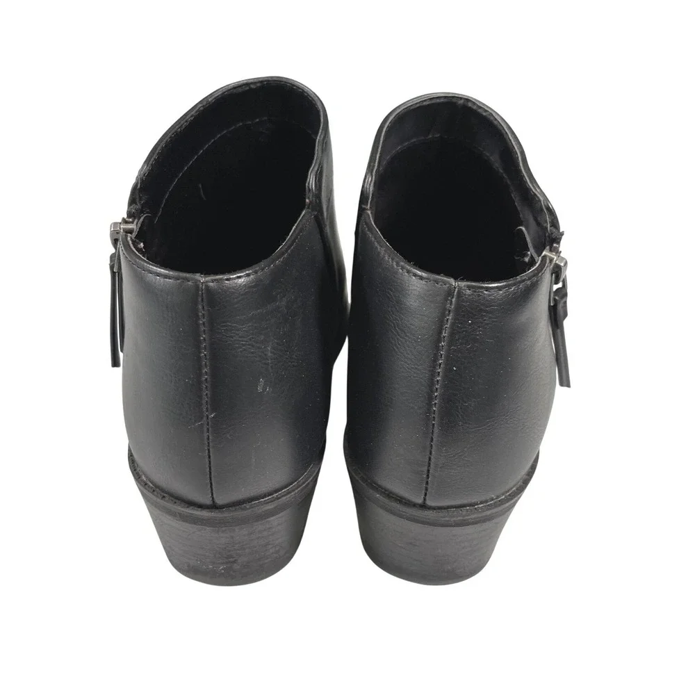 Time and Tru 7.5W Black Ankle Boots Side Zip Block Heel Minimalist Classic